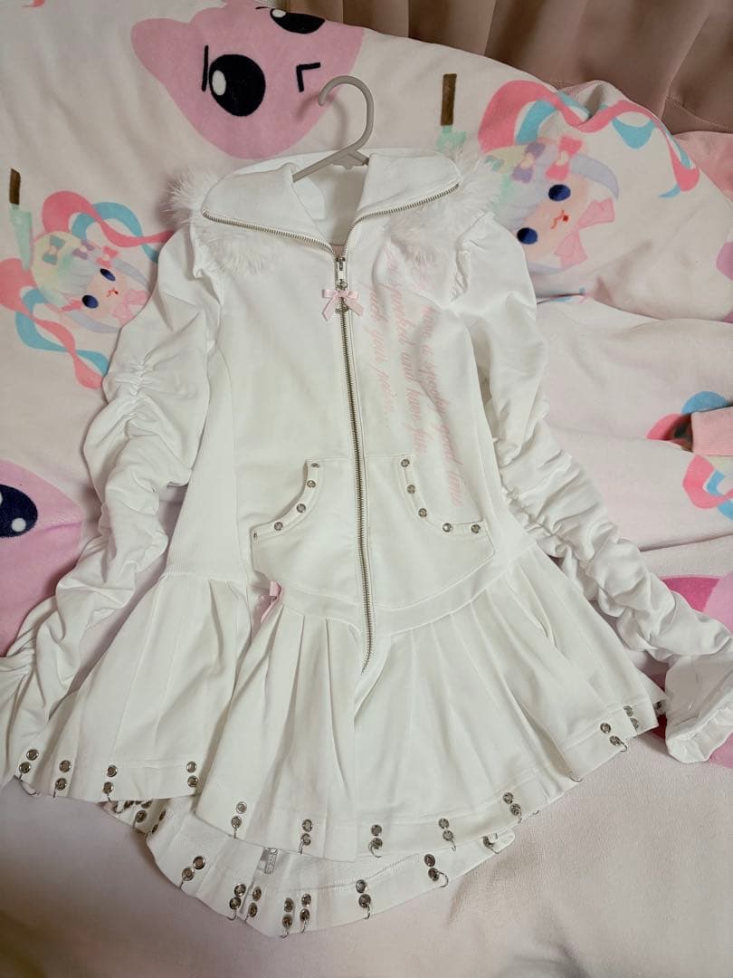 ジャケット・アウター avenchumu Pleated devil zip hoodie WHITE