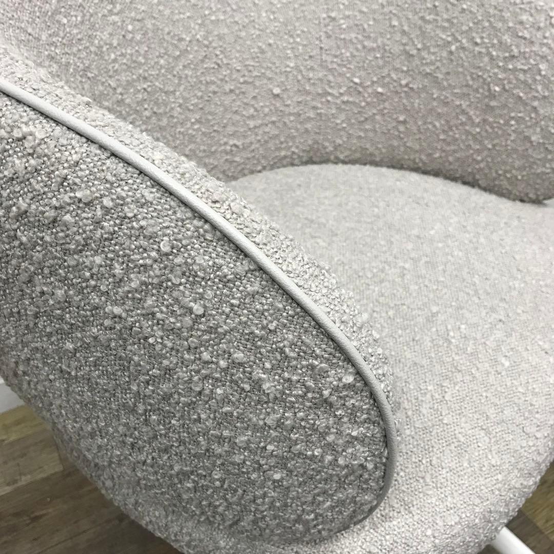 【展示品2025年製】オカムラ　エミーノ　4本脚　キャスター付き