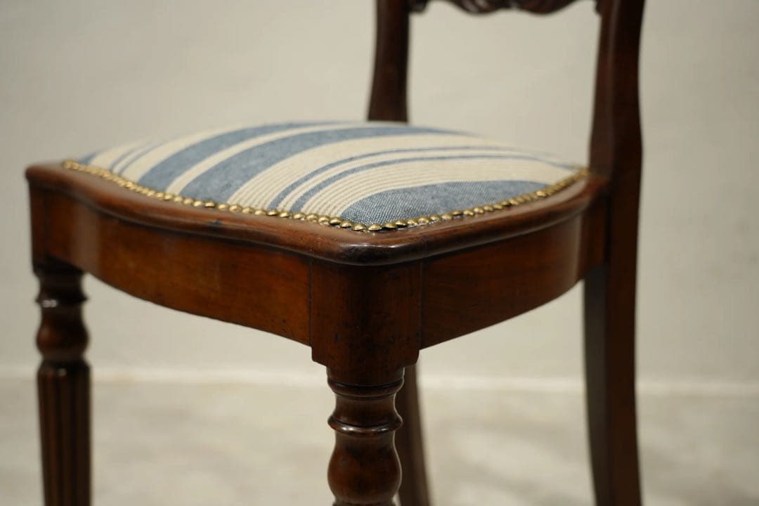 バルーンバックチェア　リージェンシー様式　ウォルナット　フランス　アンティーク