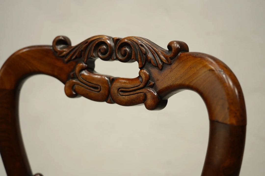 バルーンバックチェア　リージェンシー様式　ウォルナット　フランス　アンティーク