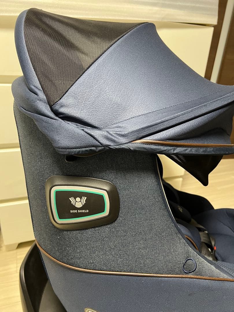 Aprica クルリラビッテエックス　アカチャンホンポ　ネイビー　ISofix付