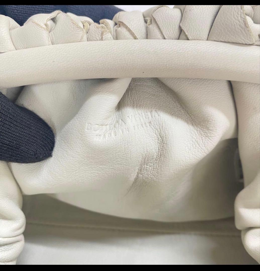 ボッテガヴェネタ ミニザポーチ イントレチャート ホワイト ショルダーバッグ