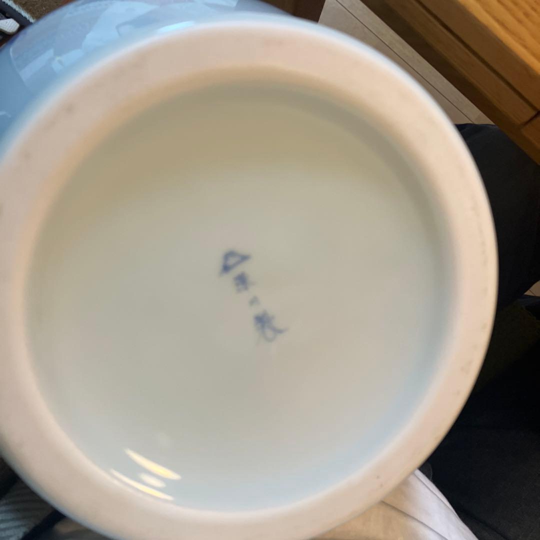 美品　深川製磁　宮内庁御用達　官窯染付　鳥絵　　花瓶1個　高さ約32センチ