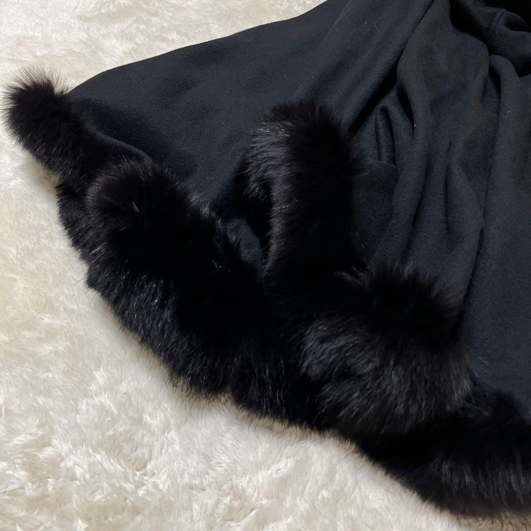美品✨カシミア　ファー　ポンチョ　黒　高級感　上質