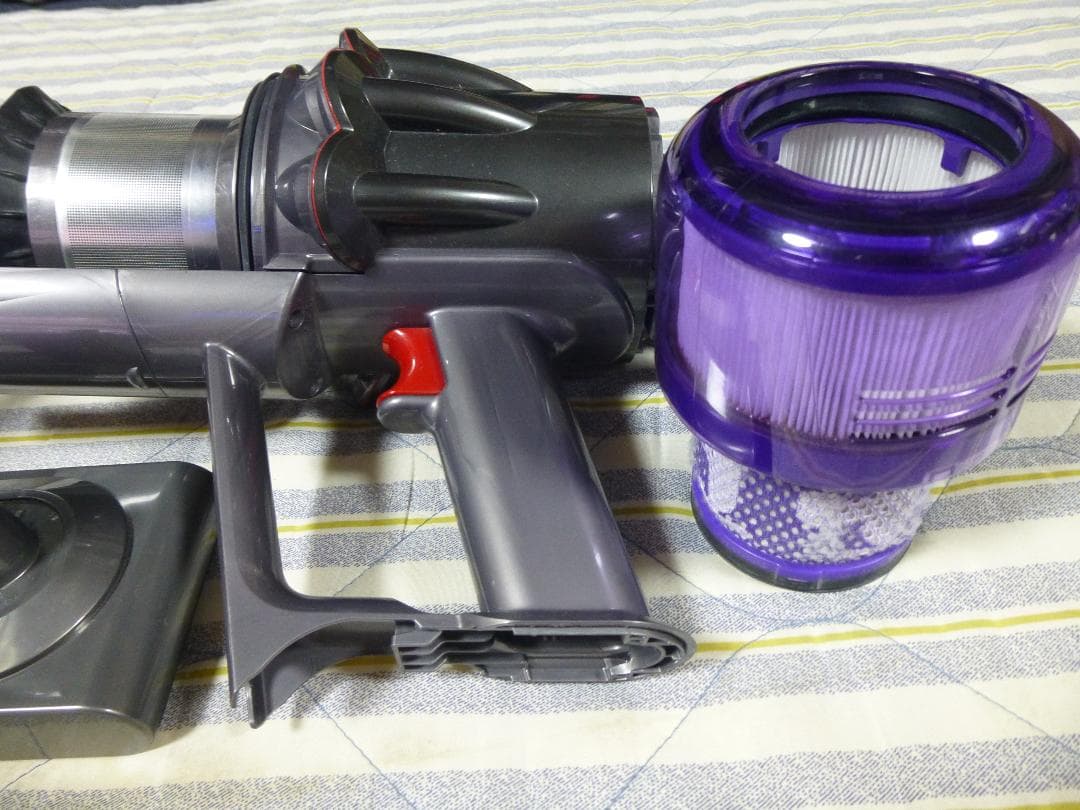 純正フロアドック付属　ダイソンSV18　動作確認済みの美品　エコモード47分