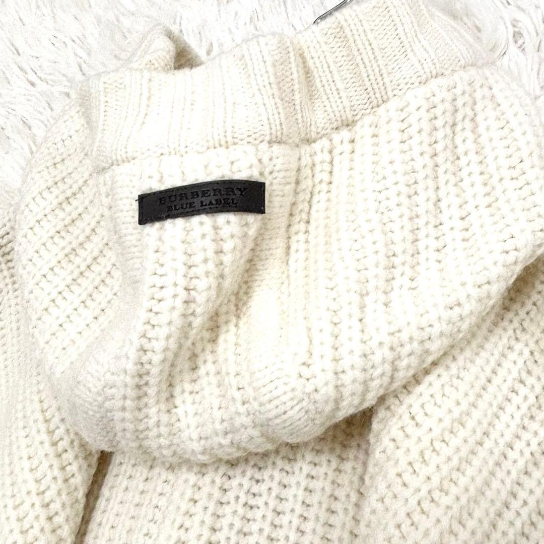 美品 バーバリー ブルーレーベル ニット ポンチョ 金ボタン 38
