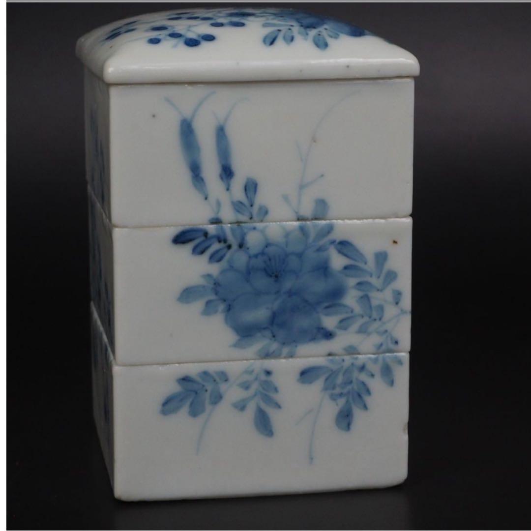 送料無料　江戸時代 　梅図三段重箱　ｈ12.5×7.5×7.5ｃｍ