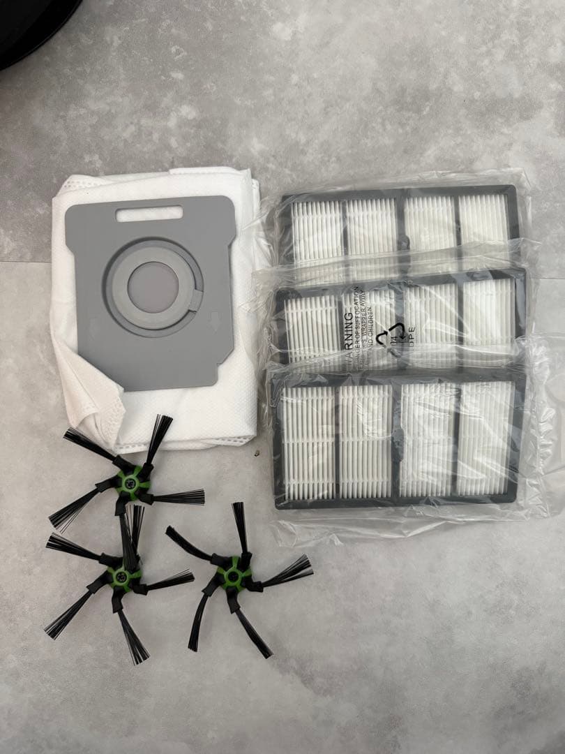 ルンバ s9+ ロボット掃除機本体 ブラック フィルターセット付き