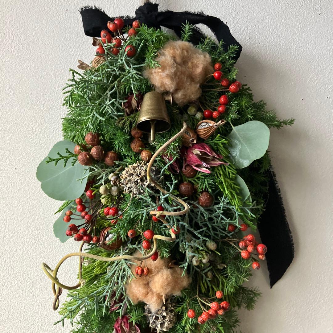 コットンと赤い実のクリスマススワッグガーランド　ローゼル　野バラの実