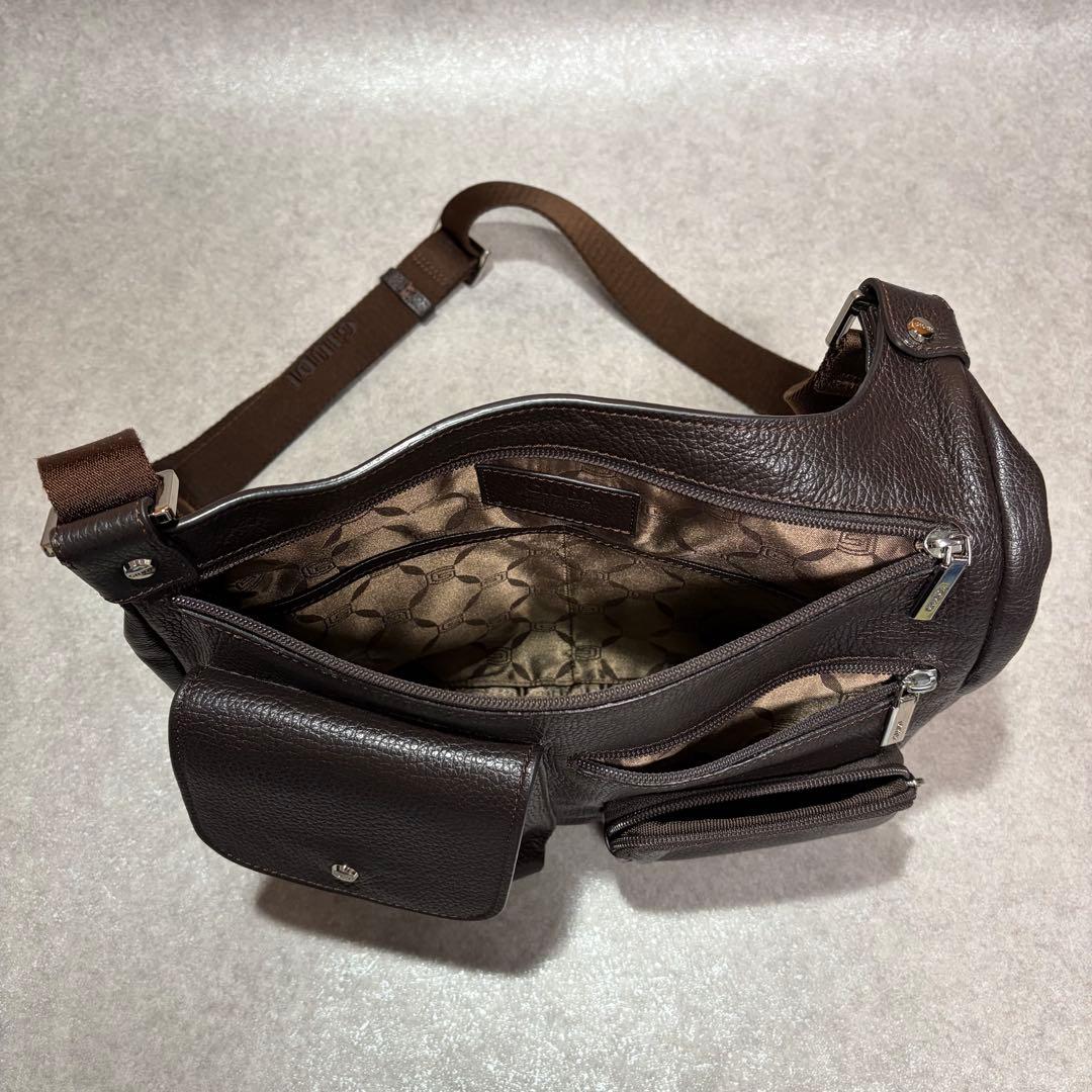 GIUDI ジウディ レザーショルダーバッグ ダークブラウン