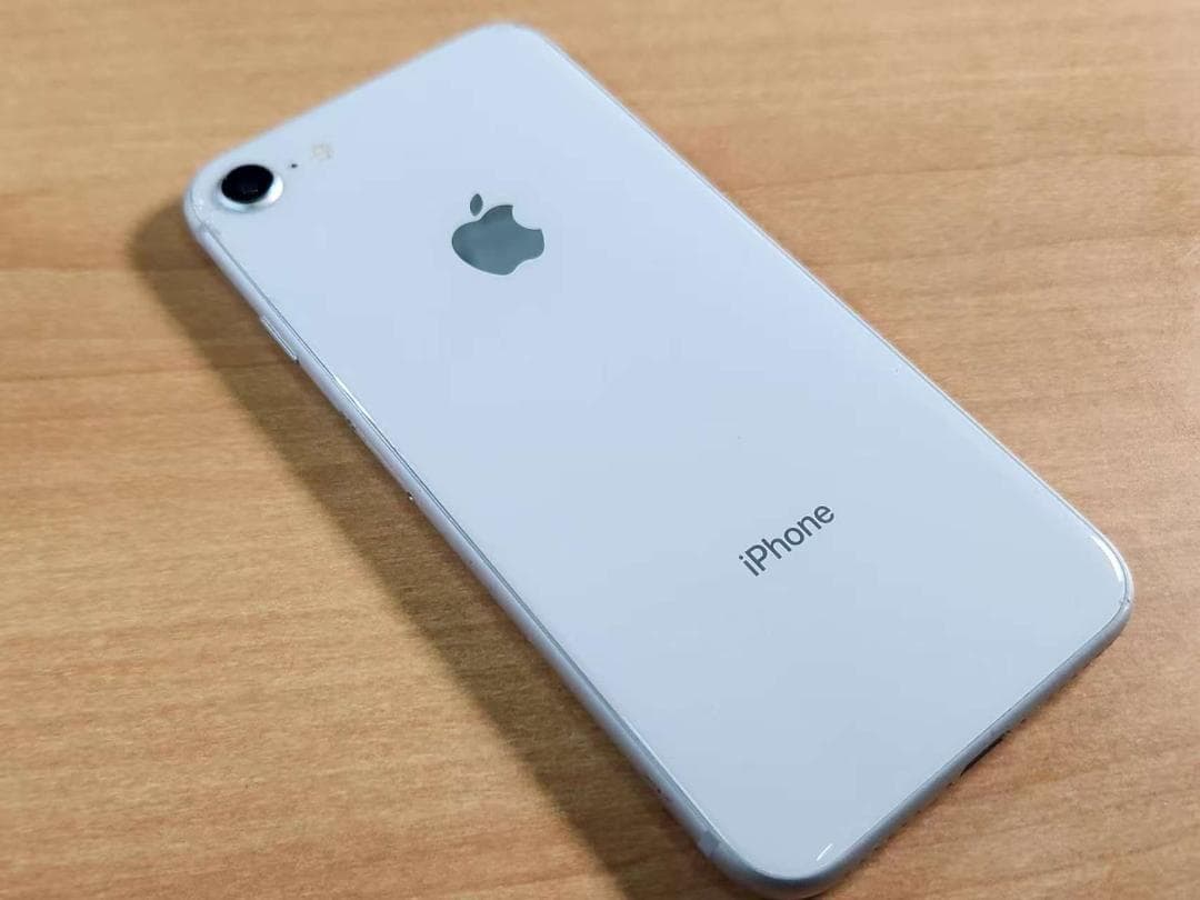 スマートフォン本体 020400E iPhone8 A1906 64GB