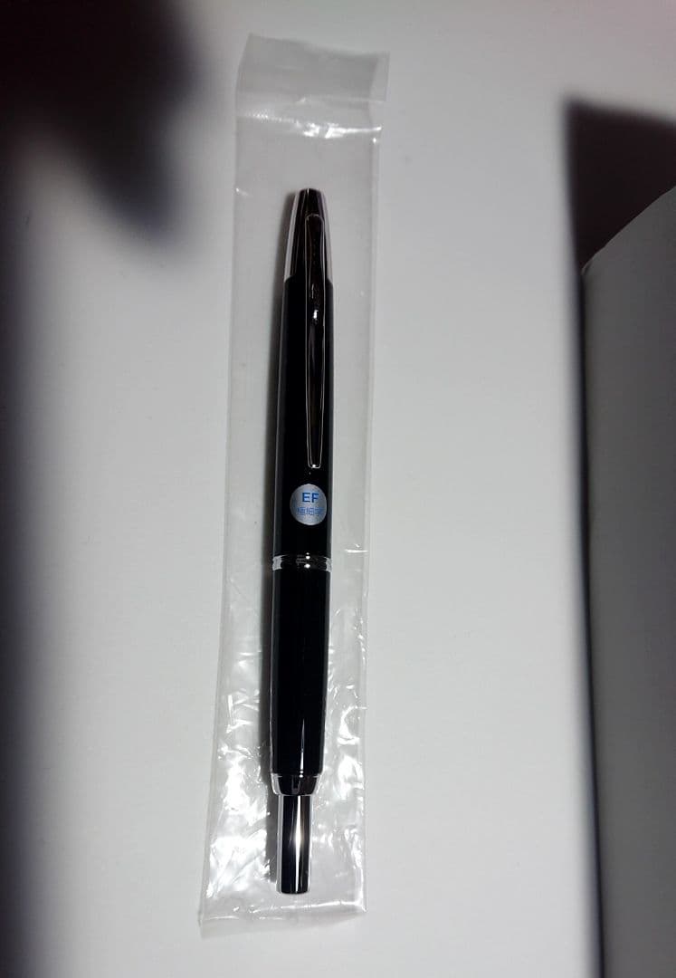PILOT Capless 万年筆 EF ブラック
