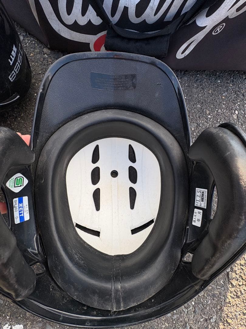 う*る様 軟式野球用ヘルメット7式、ケース付き