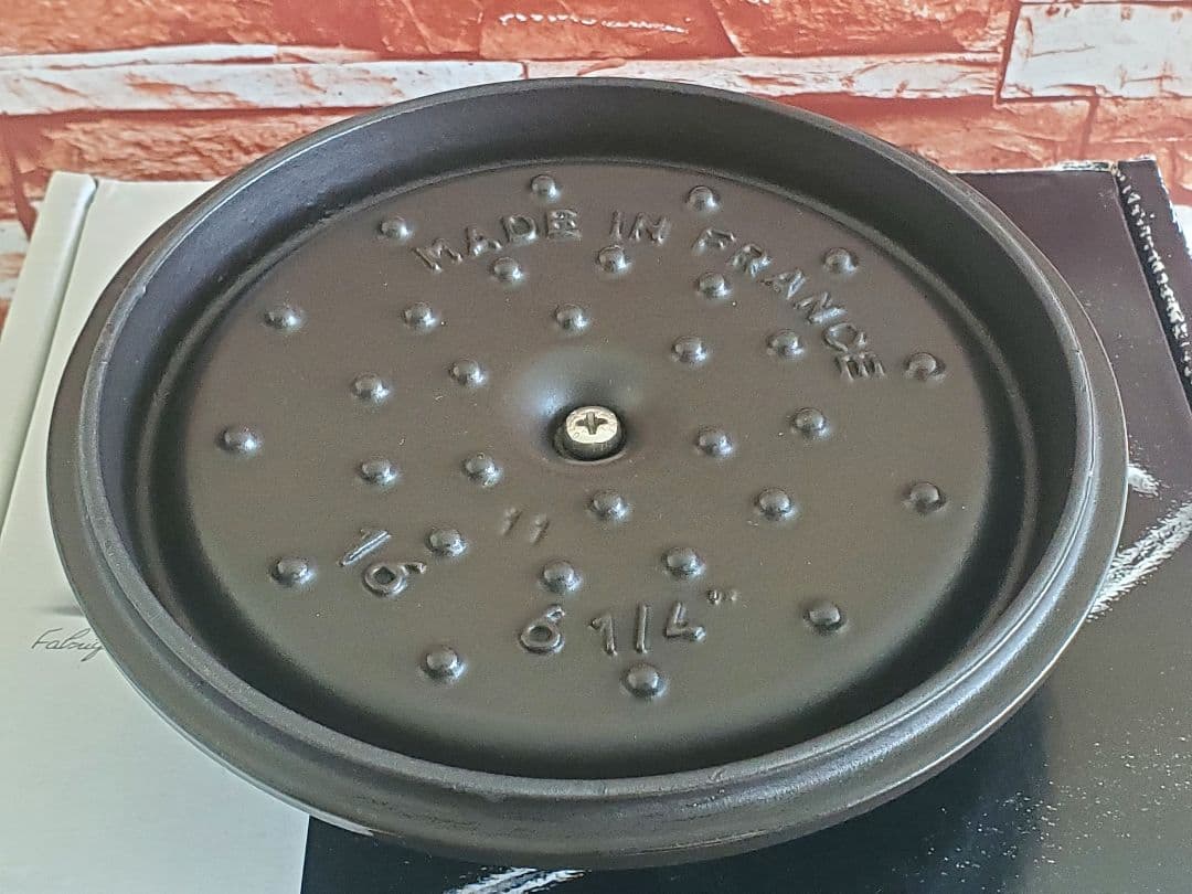 staub　ピコ・ココット ラウンド 16cm ストウブ