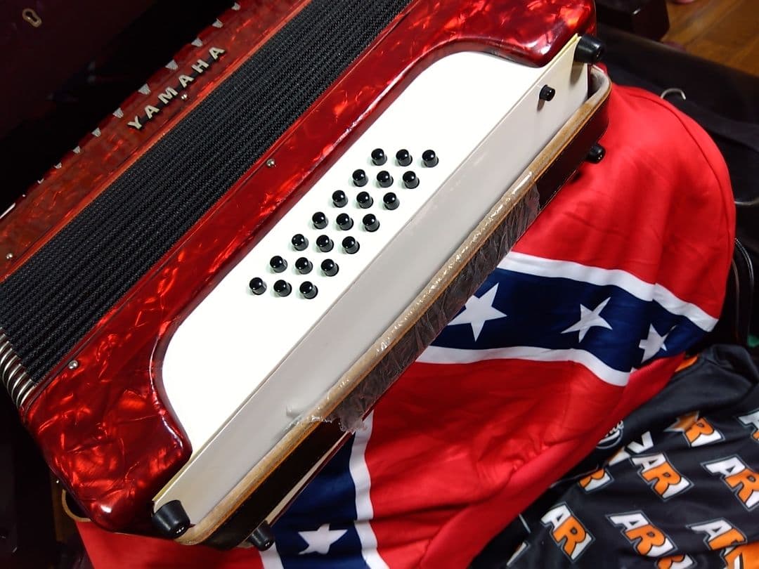 （美品）YAMAHA アコーディオン YA-21 【簡易調律整備済】