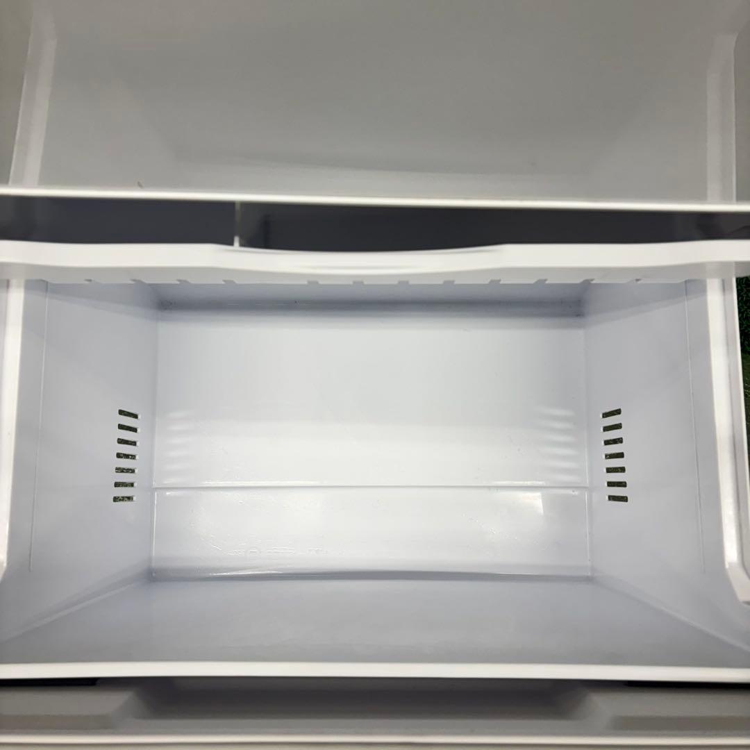 646 日立　大型冷蔵庫　375L 300L強　家庭用　自動製氷　小型　ホワイト