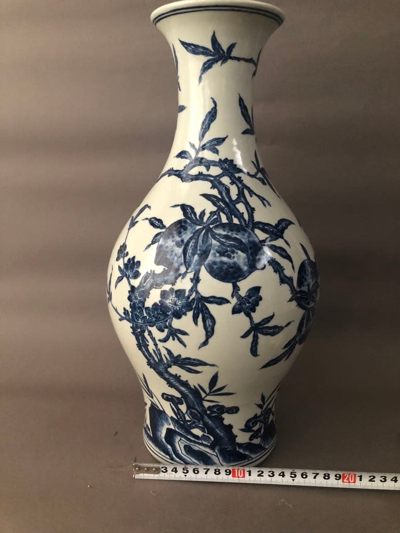 中国骨董　古美術　清朝青花草無花果紋　壷