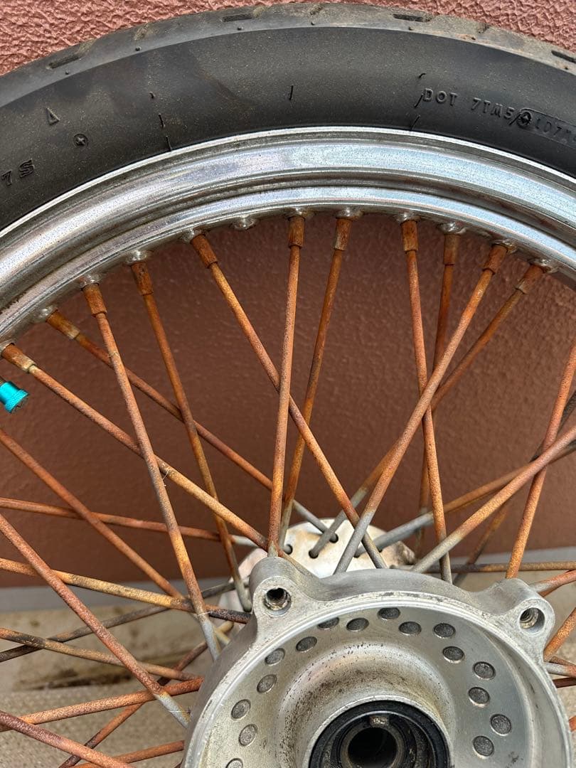 スティード400 19インチホイール