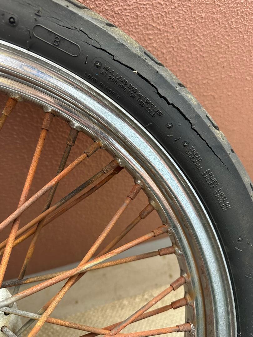 スティード400 19インチホイール