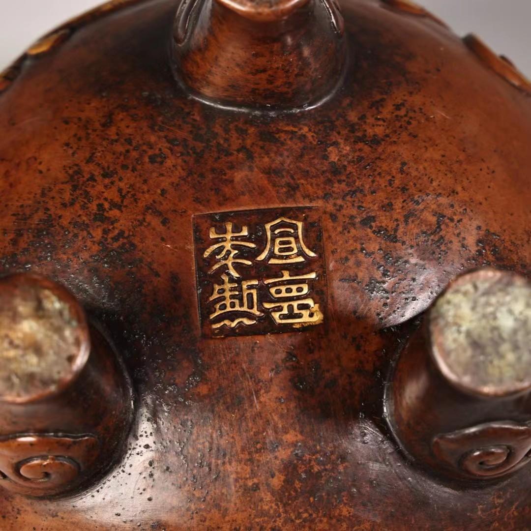 中国古美術・旧蔵鏨刻鎏金の熏香炉・純赤銅・純手作り・高浮彫・置物・茶道具・文房具