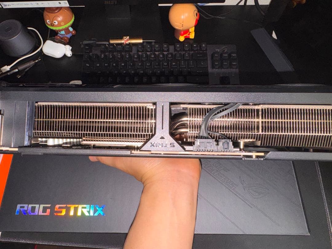 グラフィックボード・グラボ・ビデオカード ASUS ROG Strix GeForce RTX 5070 OC