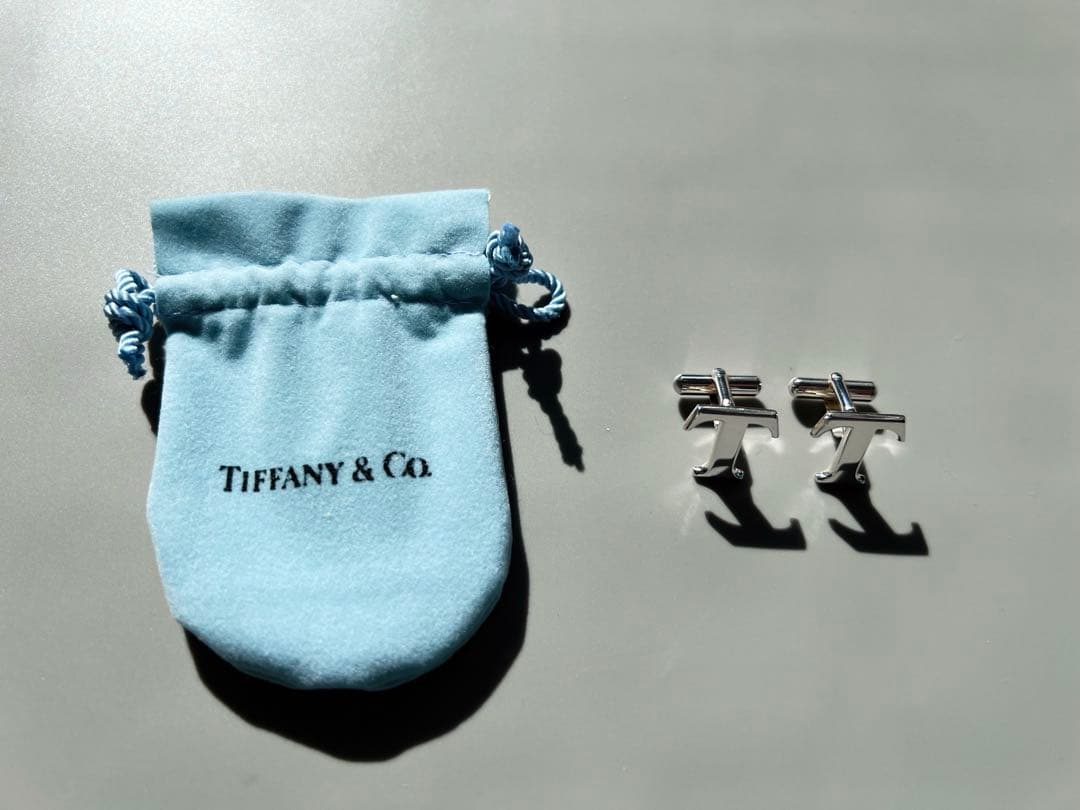 ティファニー　Tモチーフ　シルバー　カフス