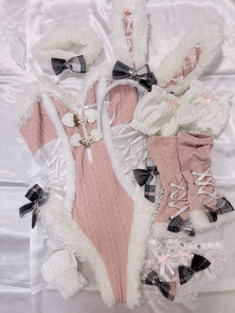 【美品】メルトニットバニー ピンクMalymoon マリームーン