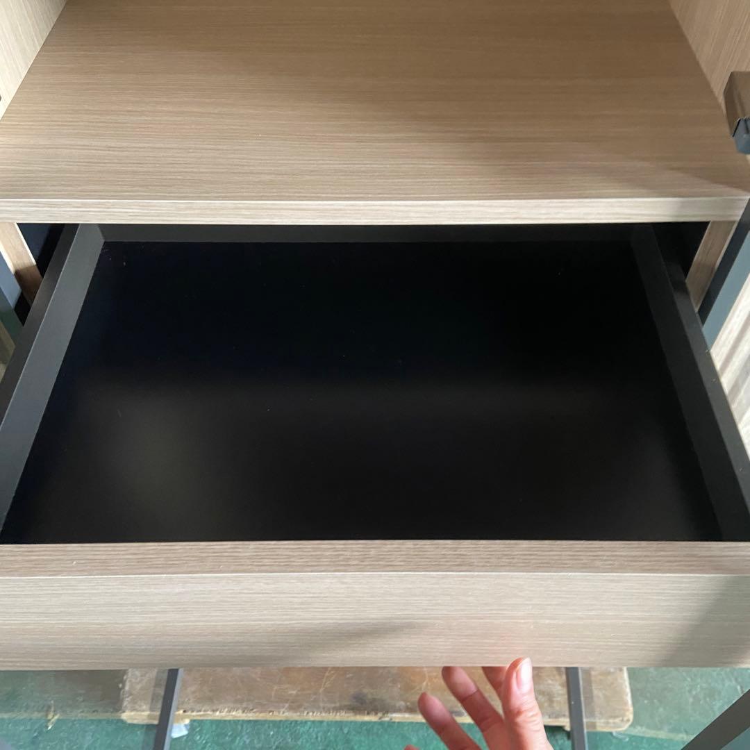 モデルルーム展示品⭐️パモウナ　Pamouna キュリオケース　LEDショーケース