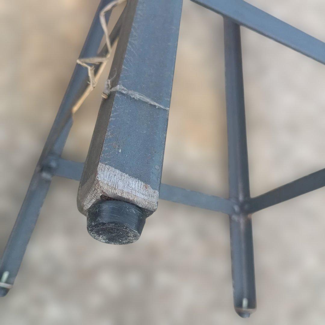 S*y様 5003)円形木製座面のアイアンスツール　ヴィンテージ　インダストリア