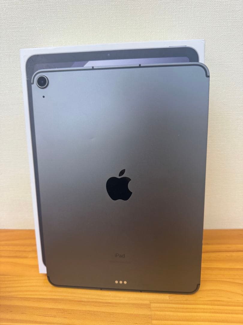 【美品】iPad Air4　Wifi+Cellular　simフリー