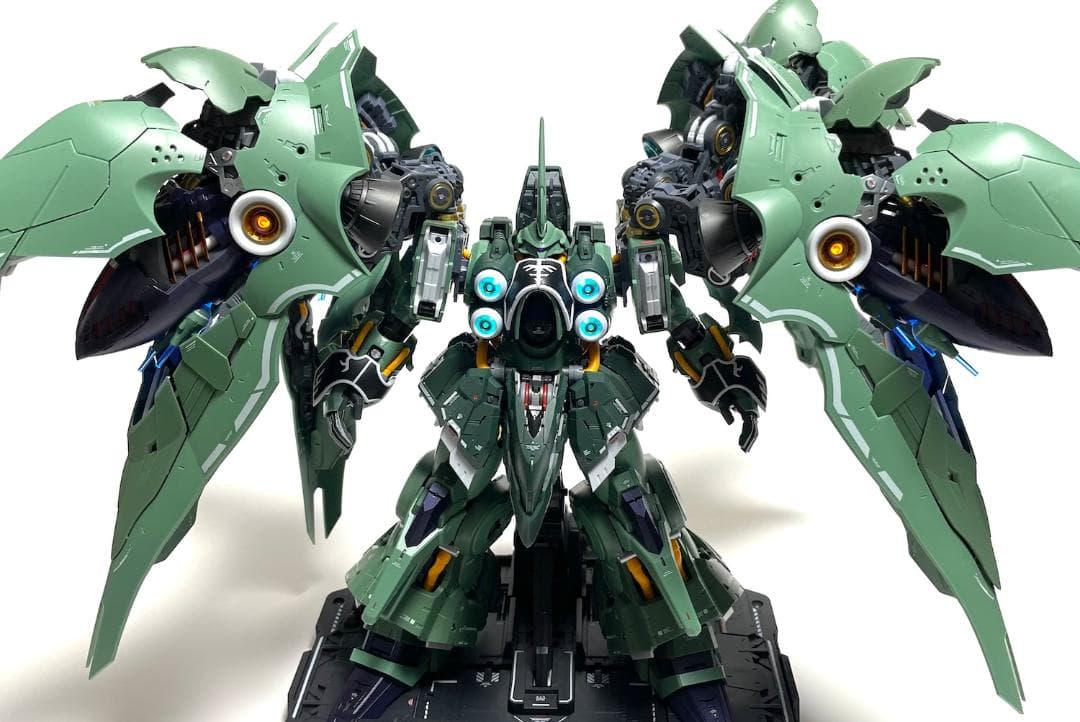 1/100 オシリス・エリアル ドミネーター 成形色完成品