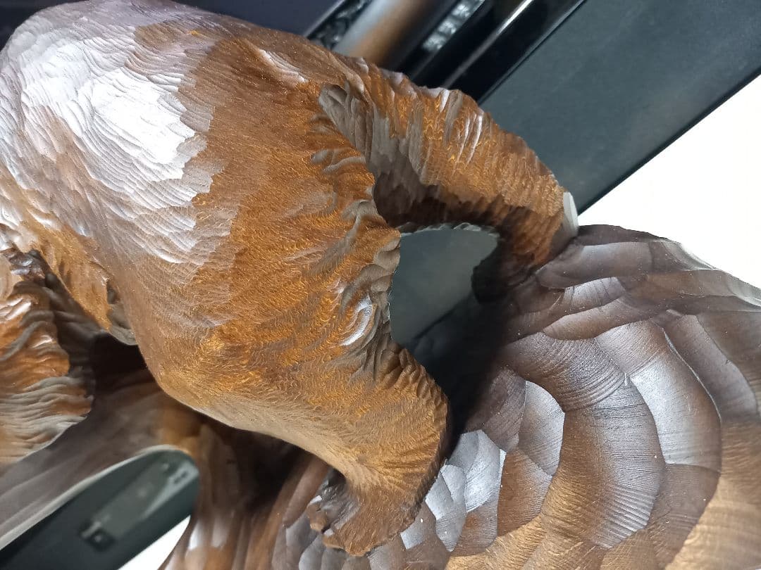 希少　アイヌ　熊　一刀彫　木彫り　堀井作　銘有り　中型　サイズ