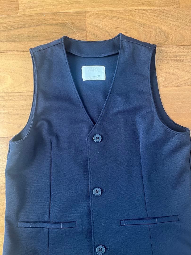 早い者勝ち！ZARA スーツ　ベスト付き　1万円