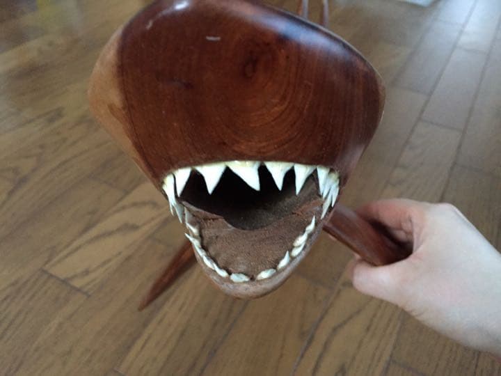 サメの置物