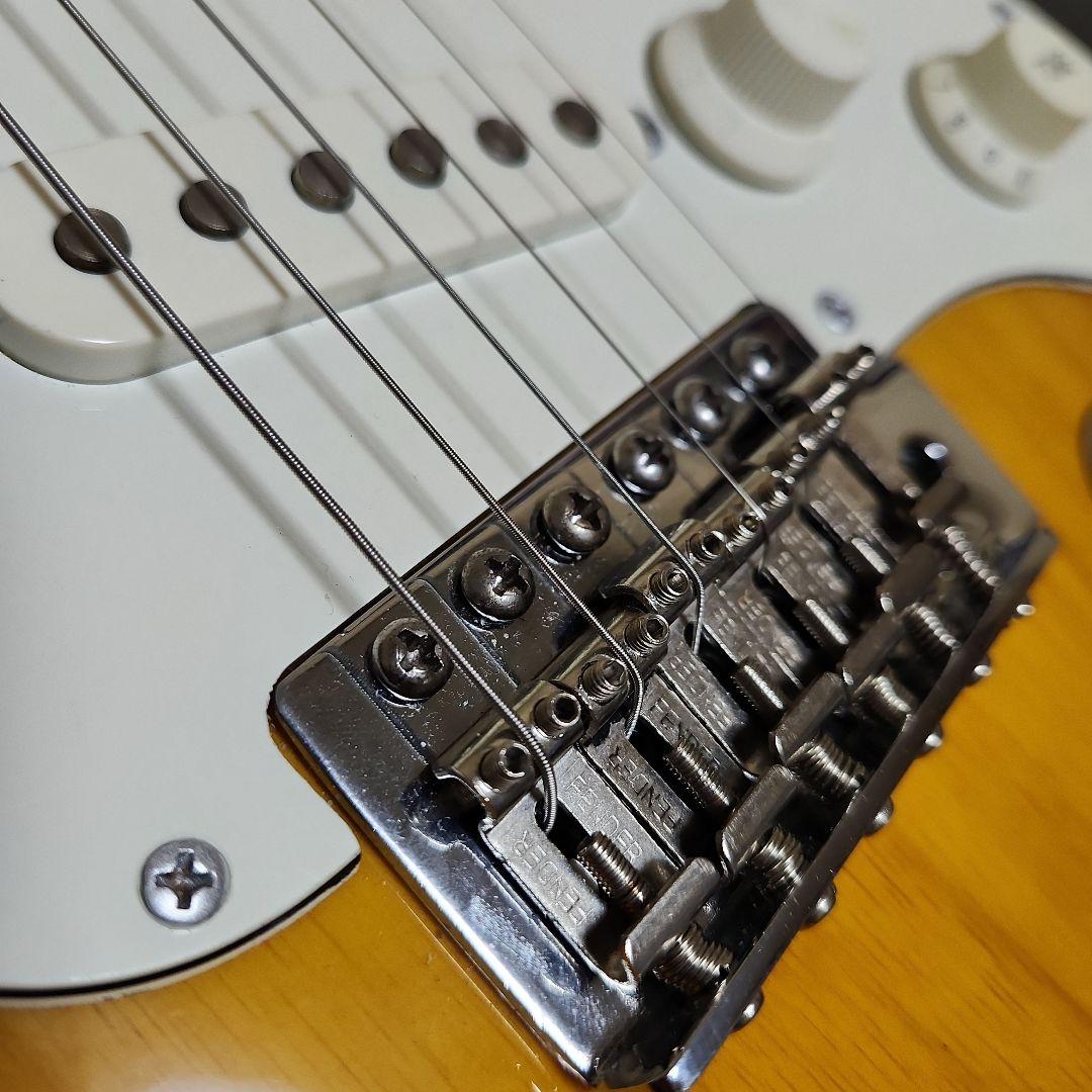 ギター Fender homage strattype 3sunberst