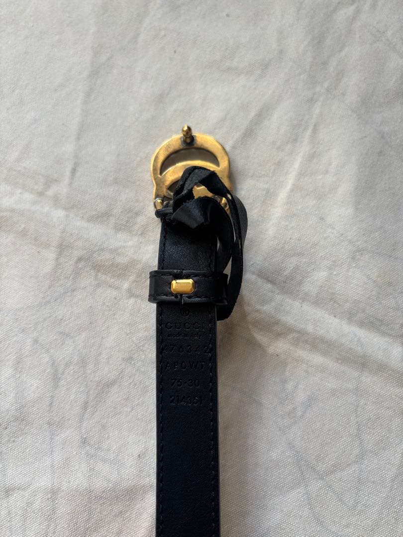 GUCCI パール付きブラックベルト