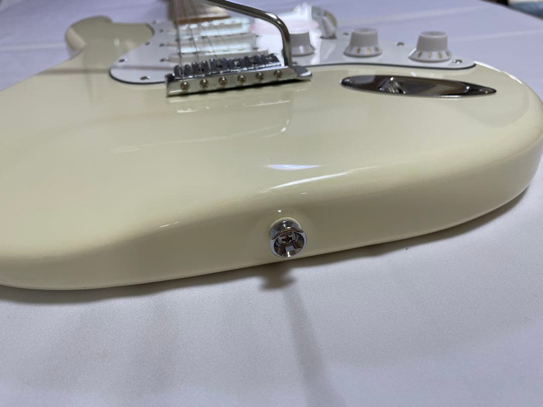 Squier スクワイヤー　ストラトキャスター　エレキギター