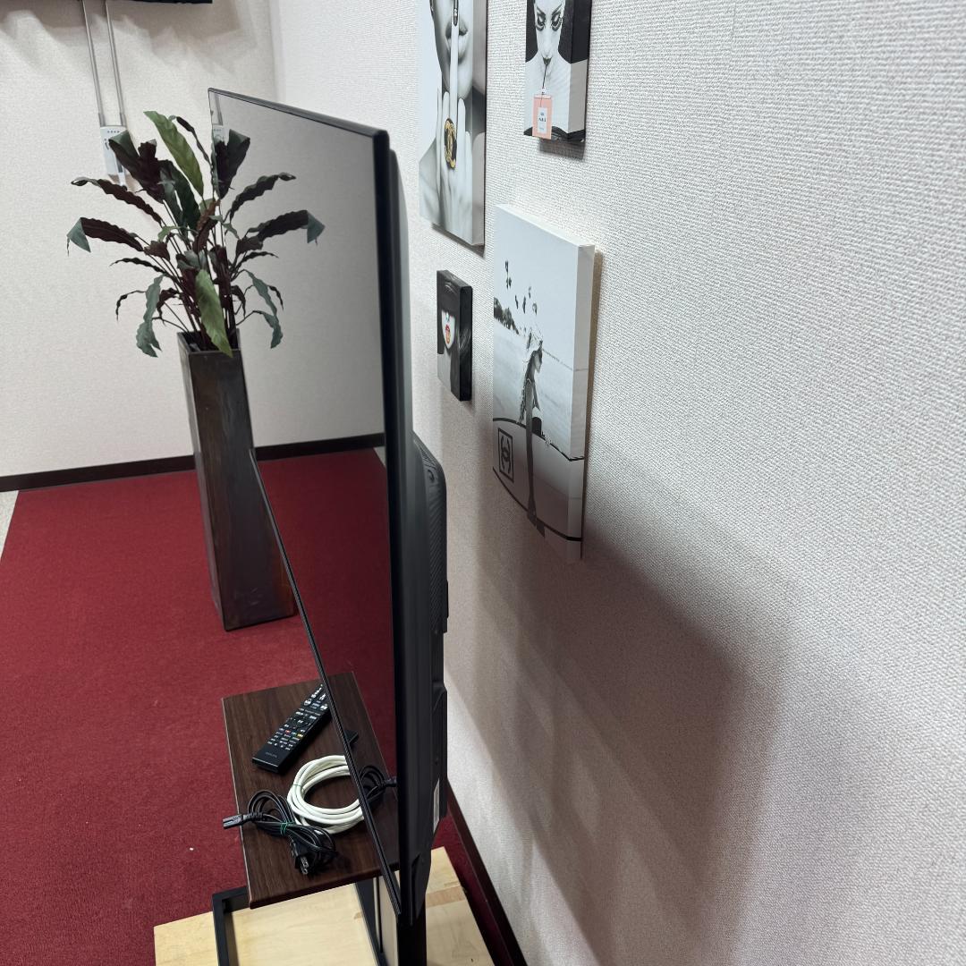 東京23区送料無料　超美品レグザ５０インチ　スタンド付きスマートテレビ