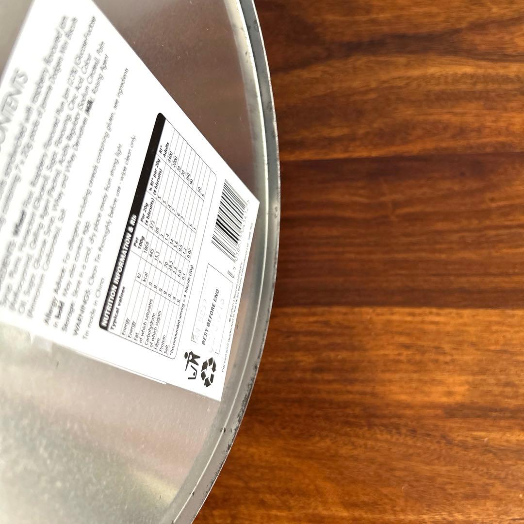 Jammie Dodgers イギリス　缶 ハートジャム　ビスケット