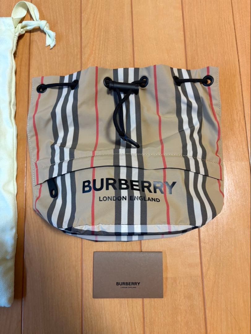 BURBERRY LONDON 巾着 ポーチ バッグ