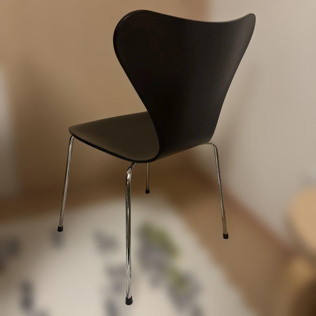 フリッツハンセン　セブンチェア　足接合部修理済み