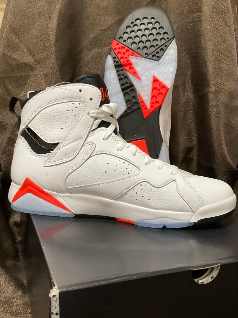 【新品元箱付】ナイキ エアージョーダン7レトロ29cm/US11