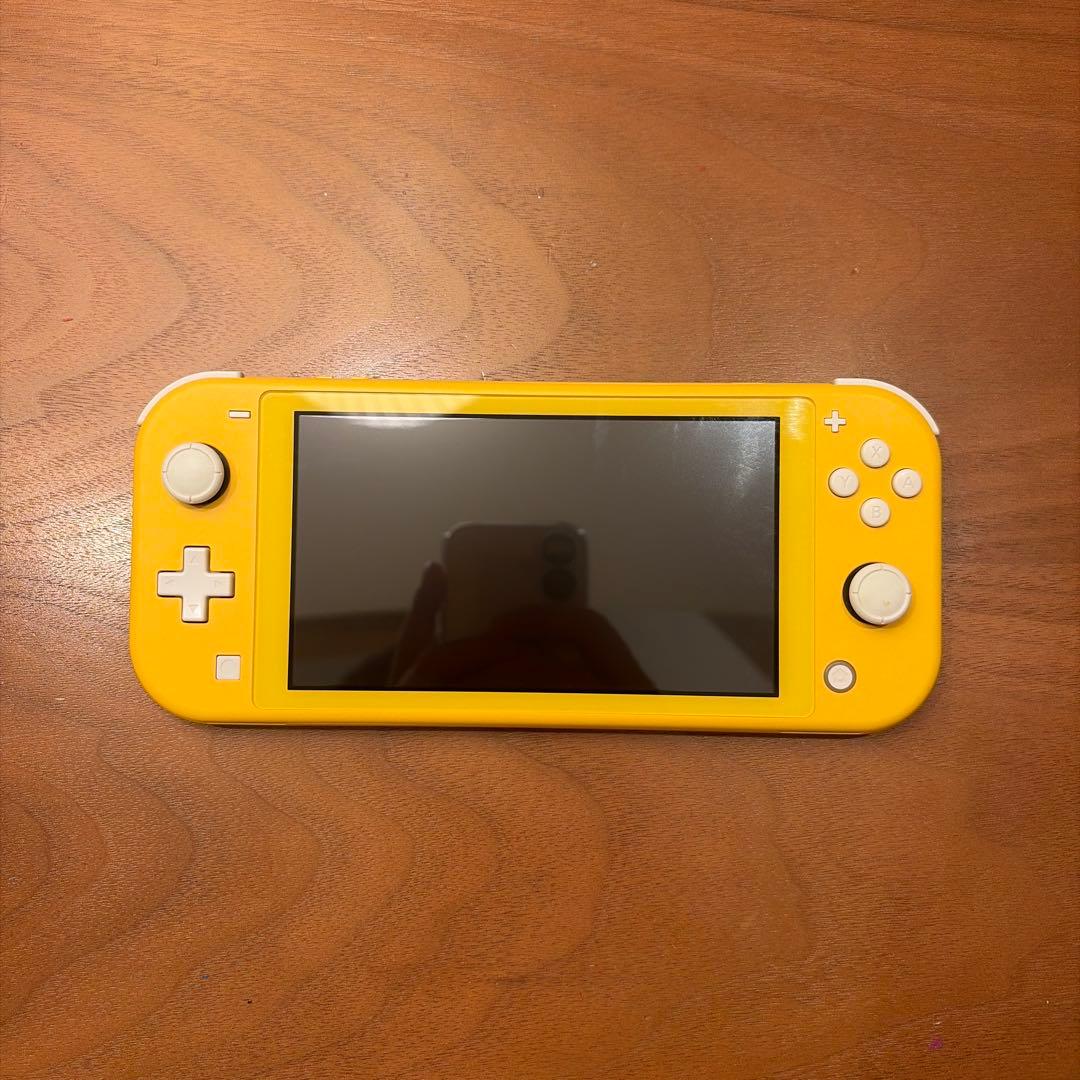 Nintendo Switch Lite イエロー 本体 ACアダプター、箱付き