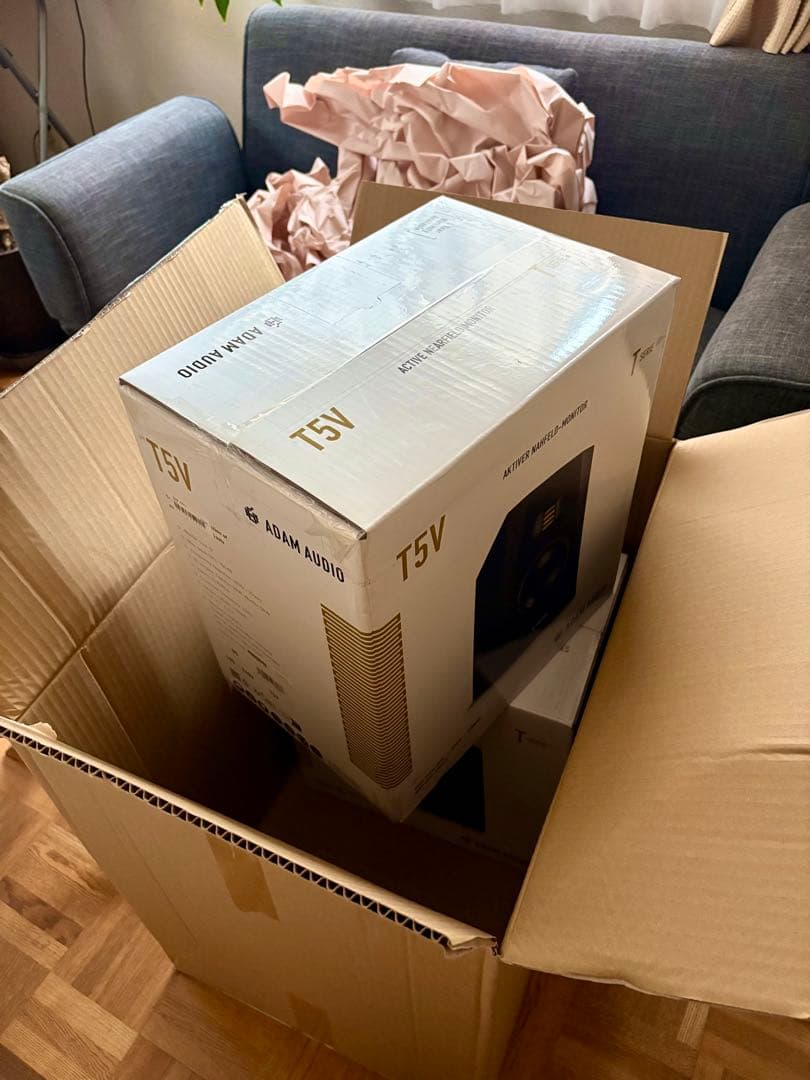 ADAM AUDIO T5V ペア　新品　未使用