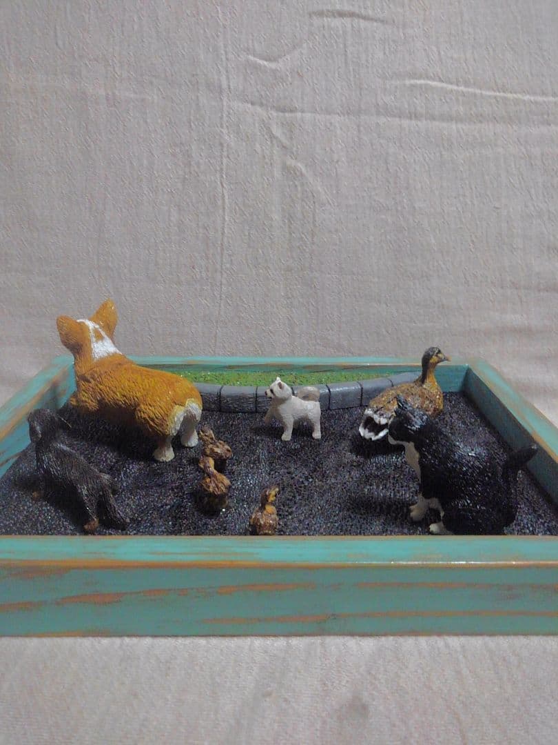 木彫りのコーギー（制作中）