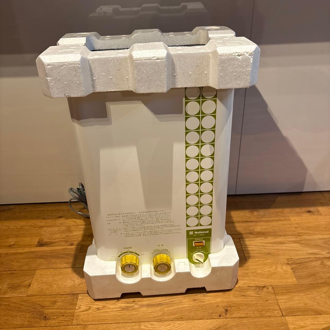 昭和52年製レトロ　ナショナル電気湯沸器　DH-140A 未使用品　取説.外箱付