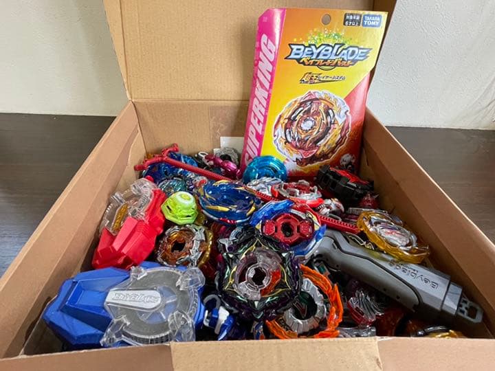 ベイブレード 引退品 バラ売り可能 ！！ 週末限定値下げ 35000→30000