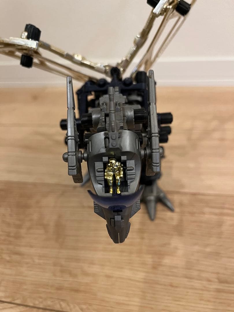 ZOIDS サラマンダー F2 金　昭和版　旧ゾイド