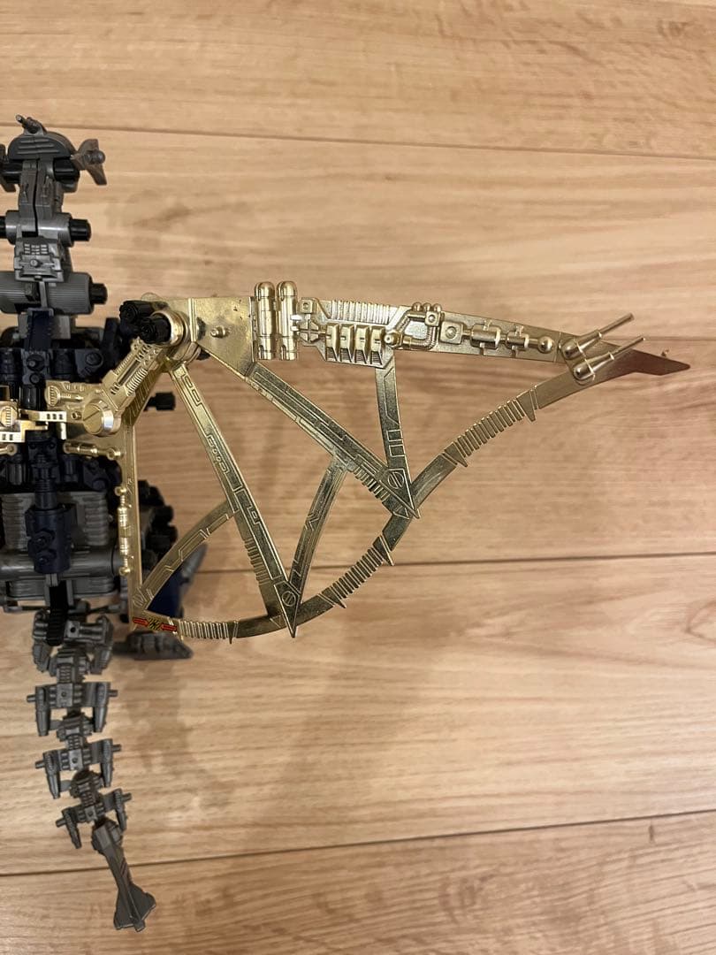 ZOIDS サラマンダー F2 金　昭和版　旧ゾイド