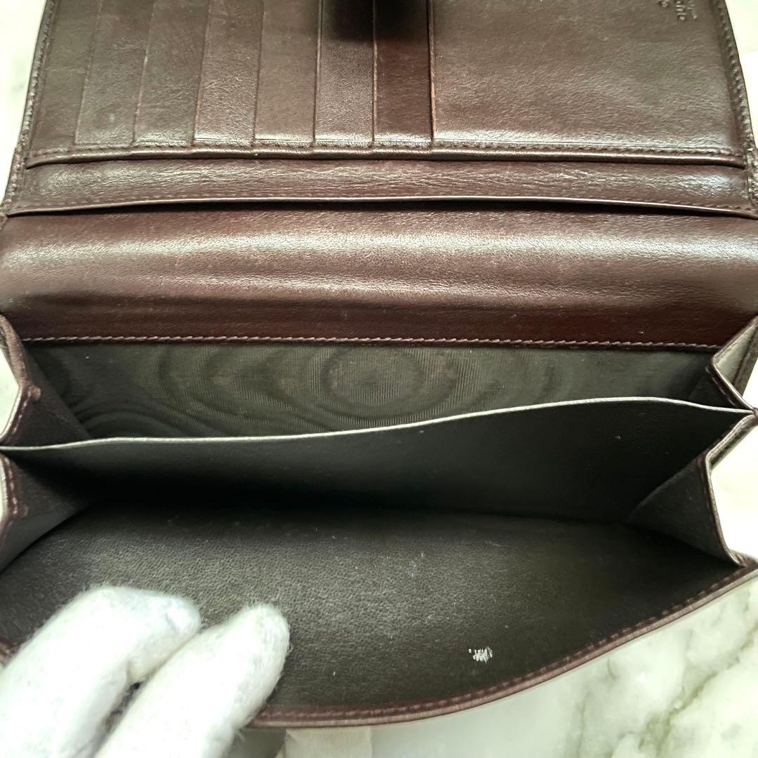 GUCCI グッチ　長財布　シマレザー　ロゴプレート 美品　0122-④